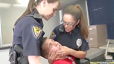 Shewerko rescue thirst moistened toes save her huge cock Shewerko rescue thirst moistened toes save her huge cock
