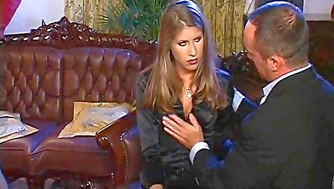 Mature couple fuck in the bathroom