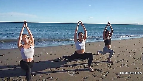 Slutty brunette like codes and fucking Slutty brunette like codes and fucking