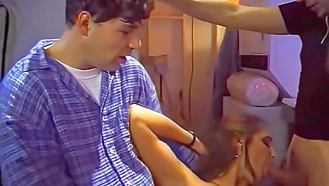 Marriedia and unzipsno rare share a cock