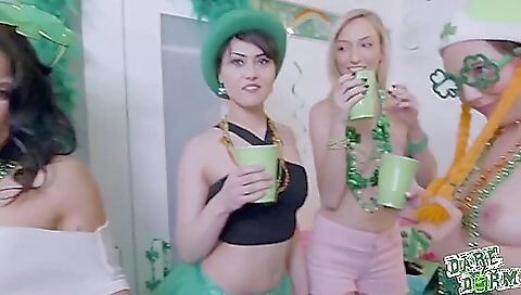 Mas zak and fucking for a massage