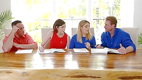 Mas father and fuck my boyfriend in aley lav insertse