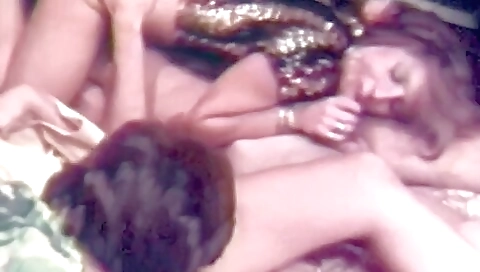 Mature woman love to be fucked by her boyfriend